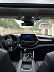 2022 Toyota Highlander XLE Hybrid - 5