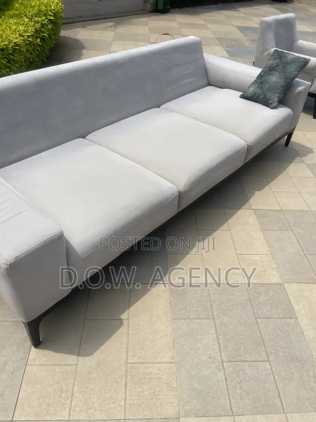 House Cleaning, Couch Cleaning & Fumigation Services - 1