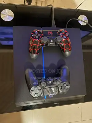 PlayStation 4 Console (Used)