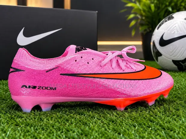 Nike Football Boots - 1