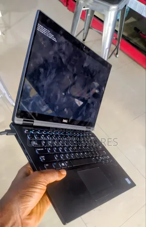 Dell Laptop Core i7 8GB RAM 256GB SSD Touchscreen