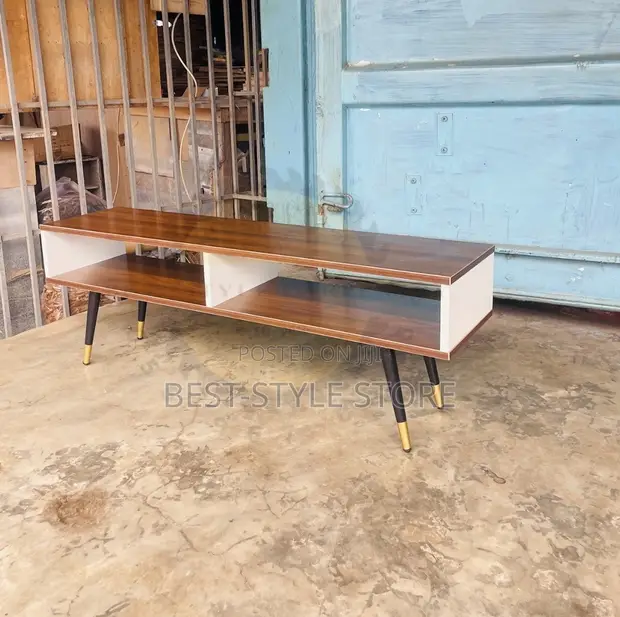 Modern TV Stand B003/Bw - 1