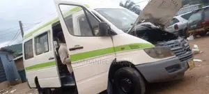 Mercedes-Benz Sprinter 2000
