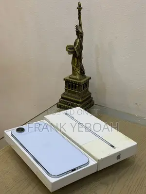 Apple iPhone 17 Air 256GB Blue
