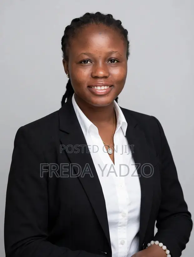 Part-time Weekend CV - Freda - 1