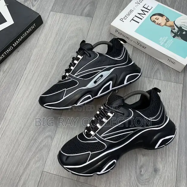 Dior B30 Sneakers - 1