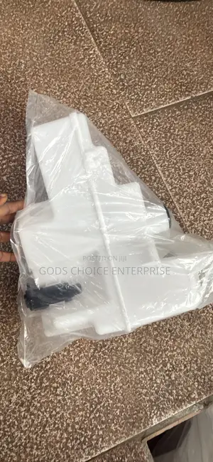 Wiper Bottle for Toyota Corolla Cross (2018-2024)