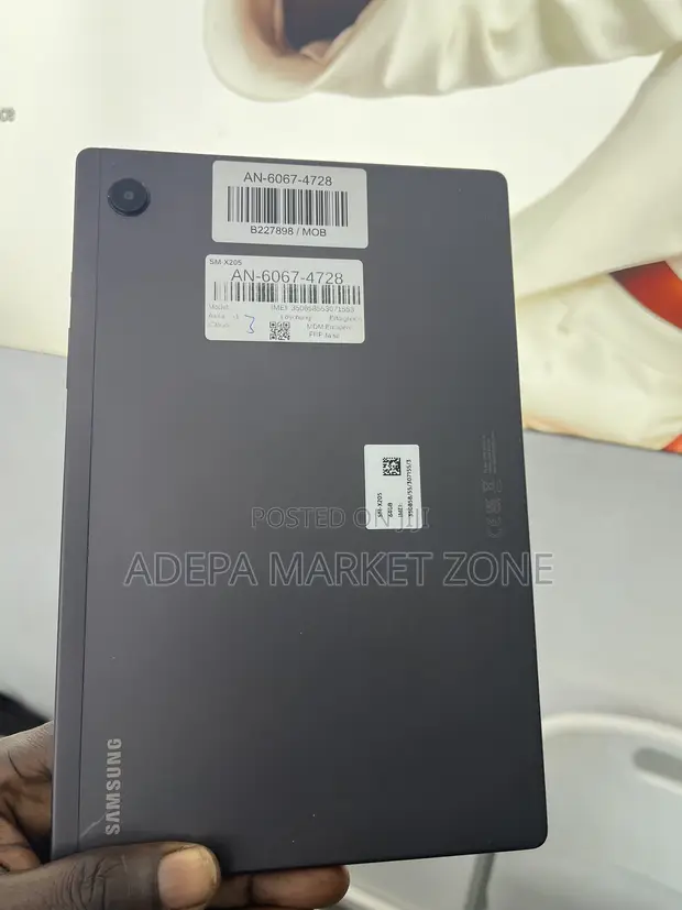 Samsung Galaxy Tab A8 10.5 (2021) 64GB Gray - 1