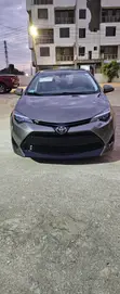 2018 Toyota Corolla LE (1.8L) Brown - 1