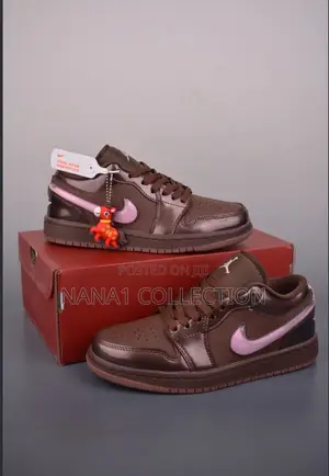 Air Jordan 1 Low SE "Valentine's Day Chocolate" Sneakers