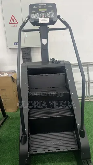 Brand New Commercial Stair Climber Machine (Bodyfit)