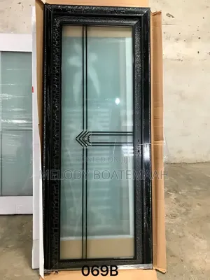 Brand New Bathroom Glass Door with Accessories