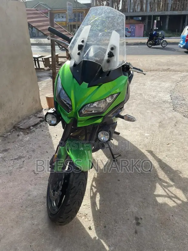 Kawasaki Versys 650 2023 - Green - 1