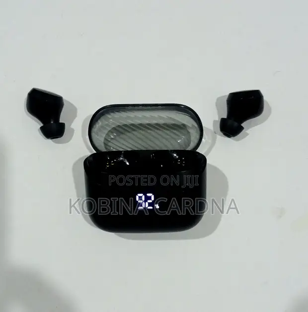 Oraimo Bluetooth Headphones & Smartwatch Combo (Black) - 1