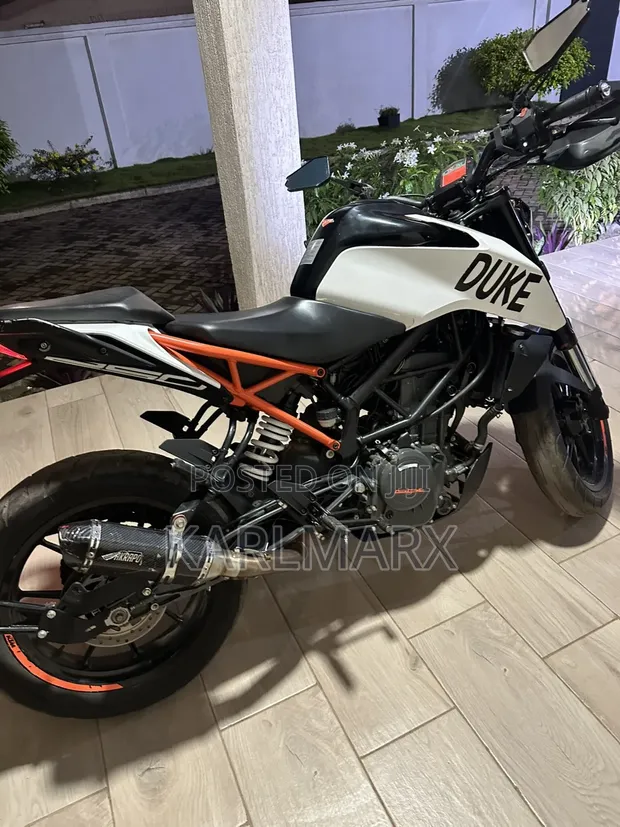New KTM Duke 125 2020 White - 1