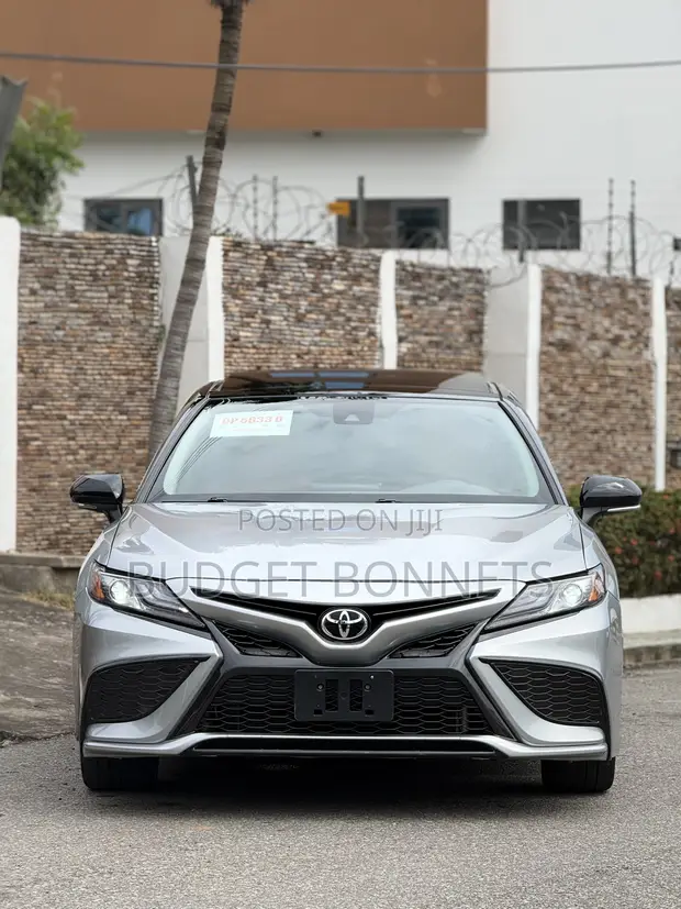 2023 Toyota Camry XSE Silver - 1