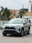 2022 Toyota RAV4 XLE Hybrid - 3