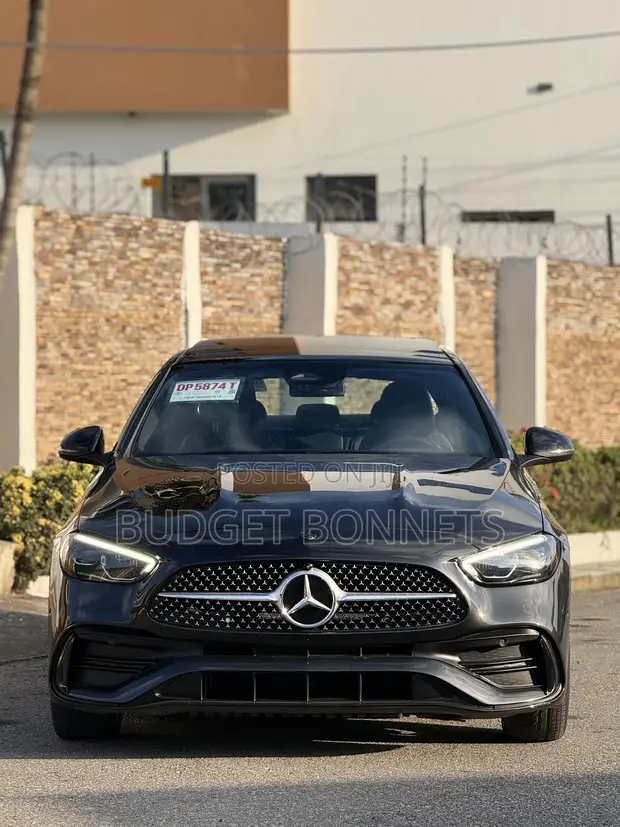 2023 Mercedes-Benz C300 Black - 1