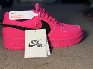 Nike Sneakers - Brand New
