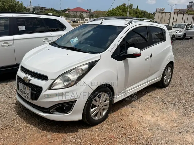 Chevrolet Spark 2014 White - 1