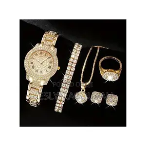 Ladies Quartz Watch with Steel Strap