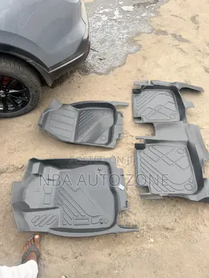 Honda CR-V 2023-2026 Black 3D Floor Mats
