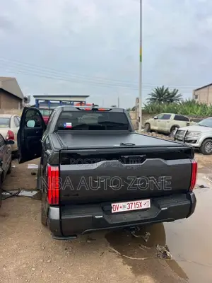 Toyota Tundra Truck/Pickup Roller Cover (2018-2026)