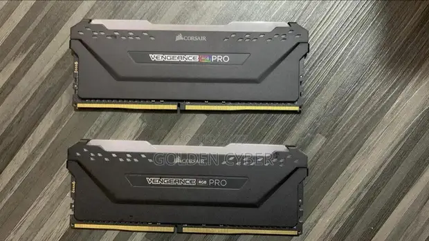 Corsair Vengeance Pro DDR4 32GB (2x16GB) RGB - 1
