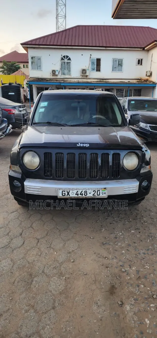 Jeep Patriot 2011 Black - 1