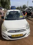Hyundai i10 2013 White - 4