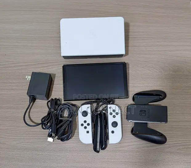 Nintendo Switch OLED White - Complete Set - 1
