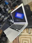 Apple MacBook Air 2017 8GB RAM, 256GB SSD - 4