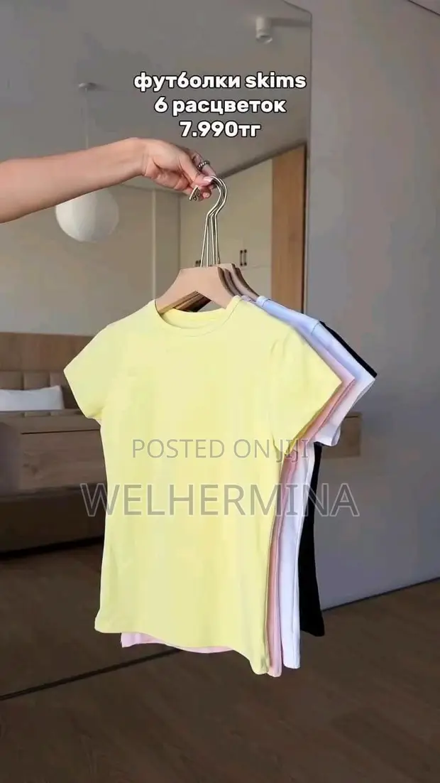Luxurious Basic Top - Women's - 1