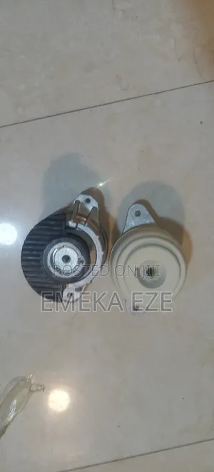 Engine Mount for Mercedes-Benz C-Class (W204) & GLK350