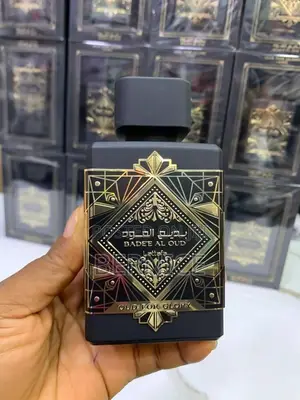 Bade'e Al Oud Oud for Glory Eau de Parfum by Lattafa (100ml)