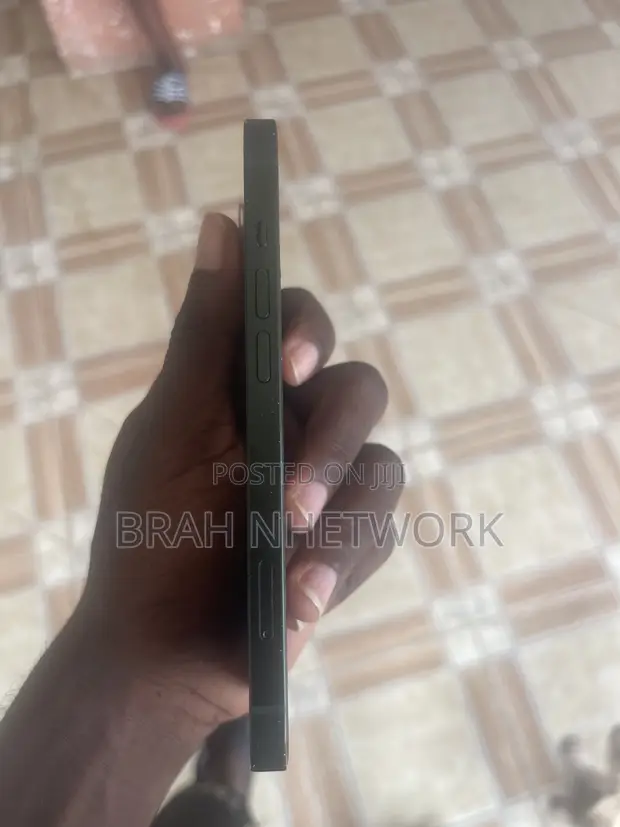 Apple iPhone 13 128GB Green - 1