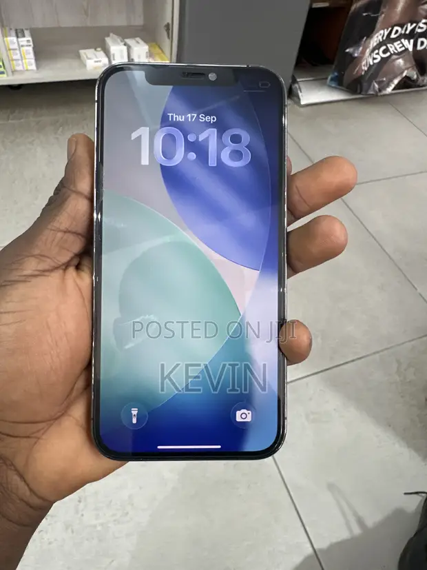 Apple iPhone 12 Pro 128GB Gray - 1
