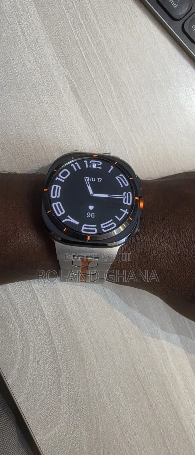 Samsung Galaxy Watch Ultra - 1