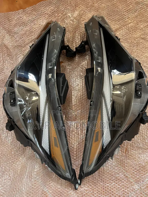 Hyundai Elantra 2023 Headlight - Brand New - 1