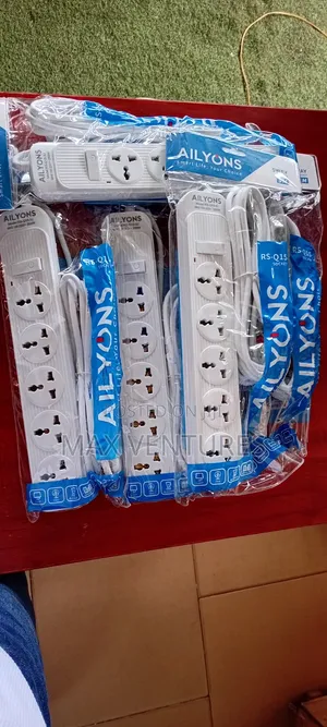 Ailyons 5-Way Power Extension Socket