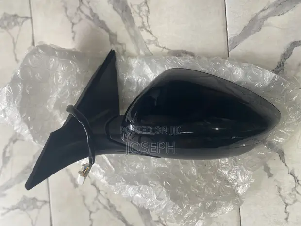 Honda Accord Mirror with Sensor (2018-2022) - 1