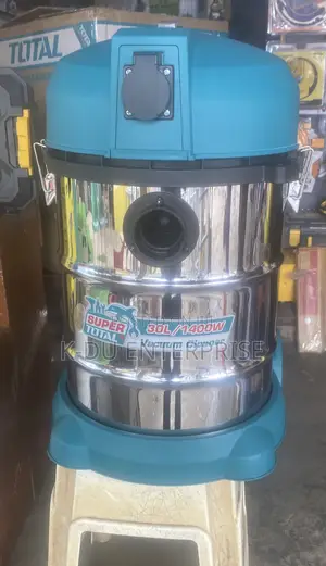 Total 30L Vacuum Cleaner 1400W (Brand New)