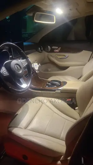 Mercedes-Benz C300 Luxury 4Matic Sedan 2015 Blue