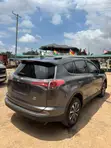 Toyota RAV4 LE AWD 2017 Gray - 5