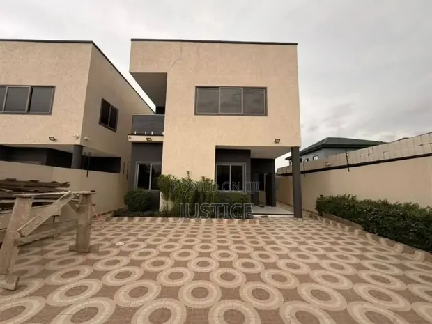 4 Bedroom House for Rent in Ashaley-Botwe, School Junction - 1