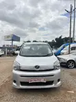 Toyota Voxy 2012 Silver - 4
