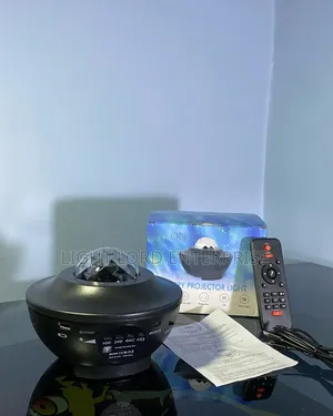 Astronaut Starry Night Projector with Bluetooth Speaker