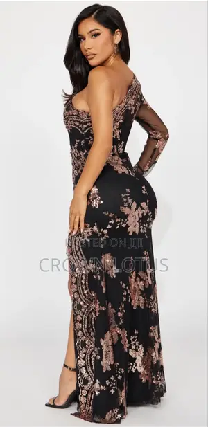 Brand New Fashion Nova Dress - Size L