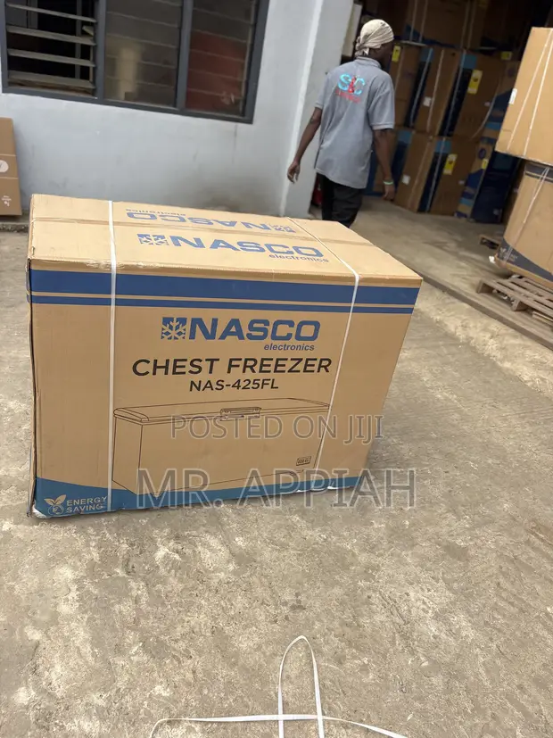 Classic Nasco Single Door Chest Freezer (400L) NAS475FL - 1
