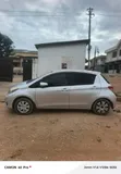 Toyota Vitz 2011 Silver - 2